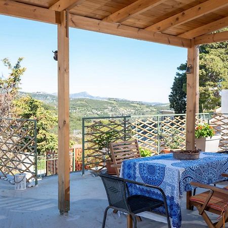 Ferienwohnung Cozy Studio In Dafnes Near To Heraklion Dhafnes Exterior foto